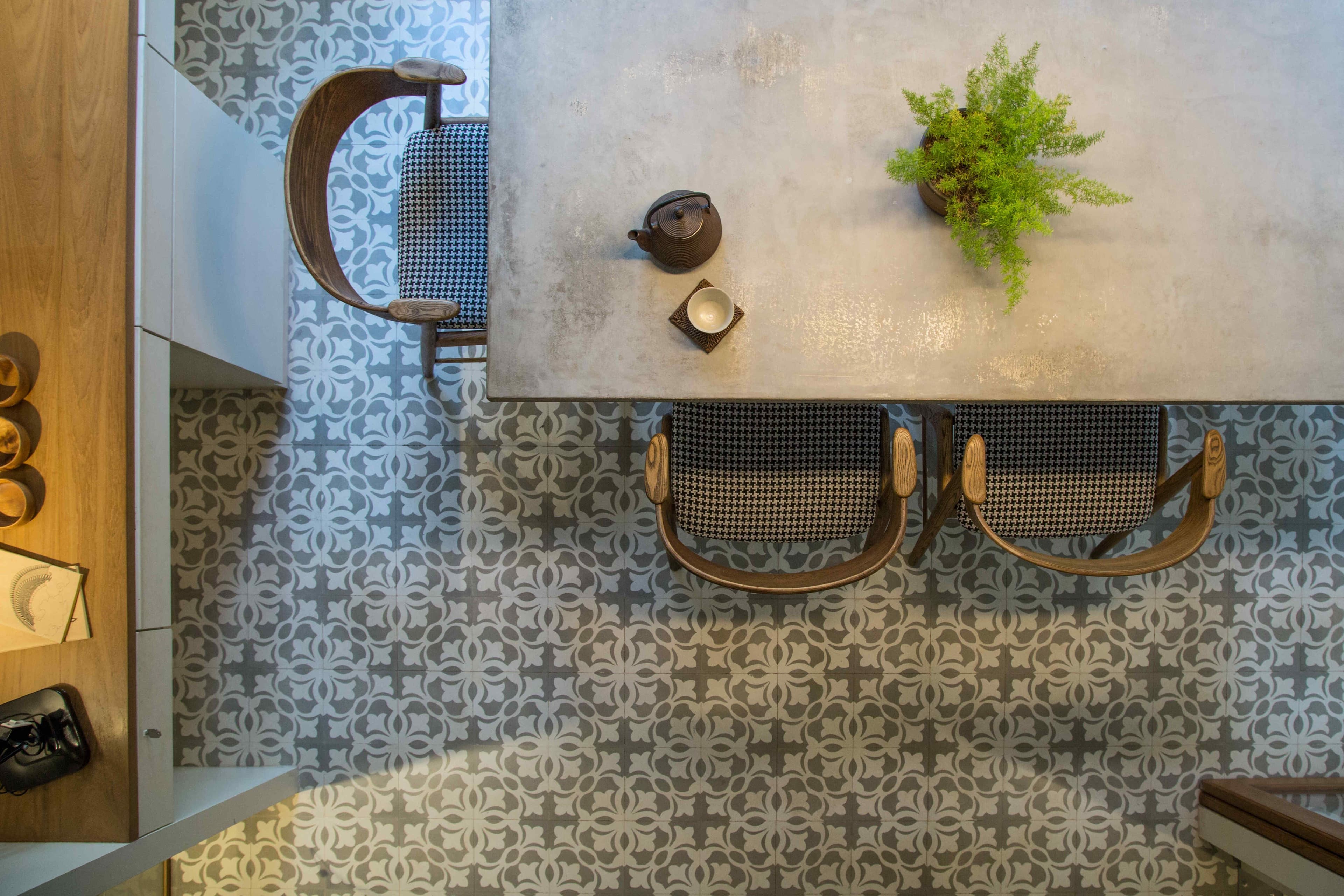 Lawyer's office image 2